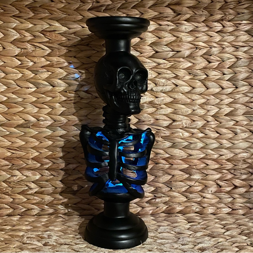 Skeleton Skull Bust Candle Holder Halloween Changing‎ Lights 12”